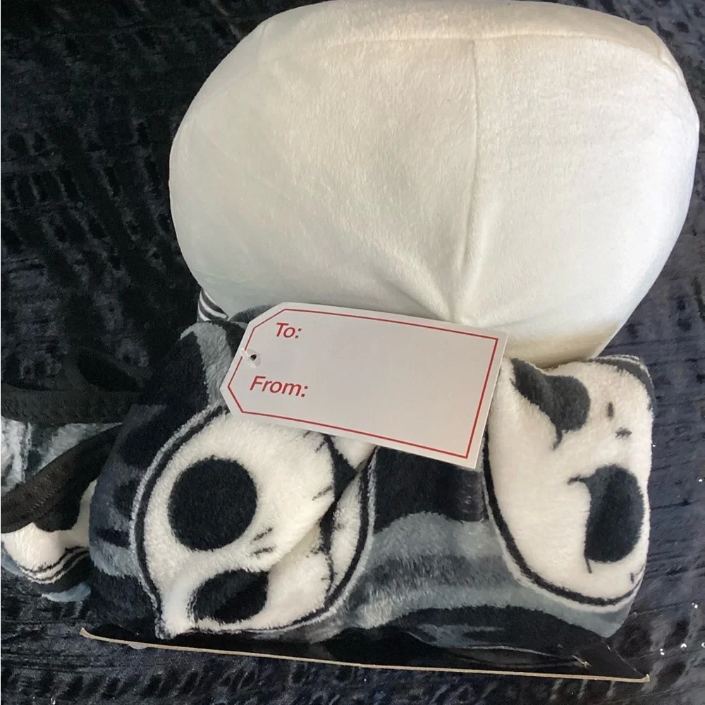 Disney Jack Skellington Plush Pillow & Blanket - Picture 11 of 11